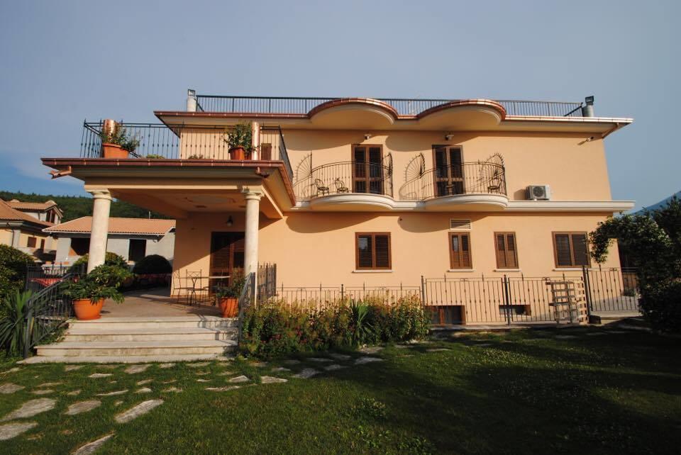 Il Salice Hotel Civitella Del Tronto Exterior photo